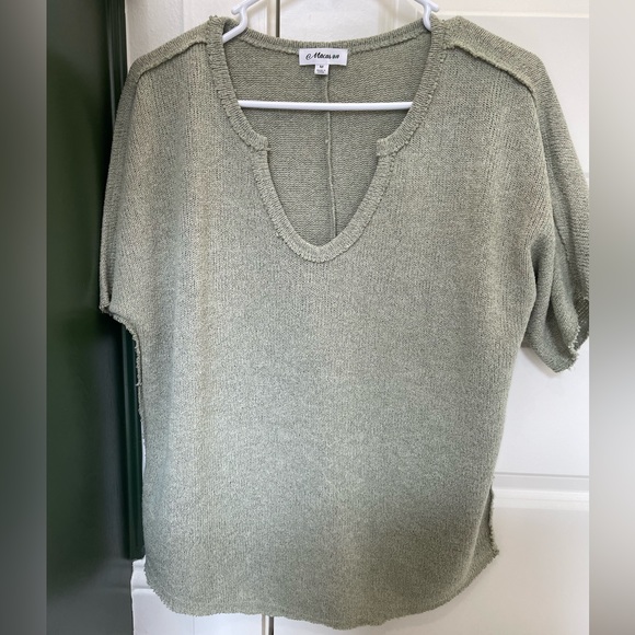 Cut out top - Picture 1 of 1